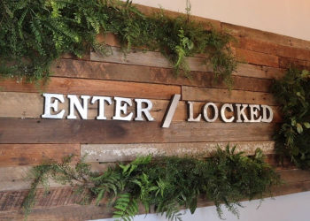 exterior sign for enter locked room 