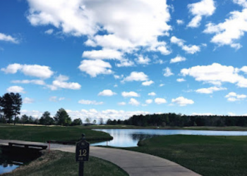 reunion gold country club golf course in the afternoon 