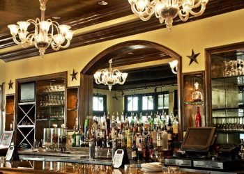 Mesquite Chophouse bar